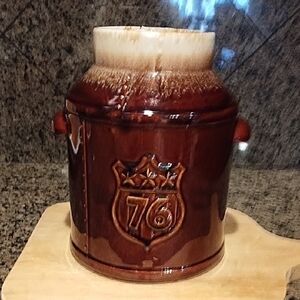 McCoy Brown Drip Crock 1776-1976 Bicentennial Numbered 154 Cookie Jar Vase Decor